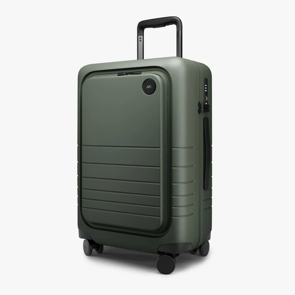 LUGGAGE: Monos Carry-On Pro Plus